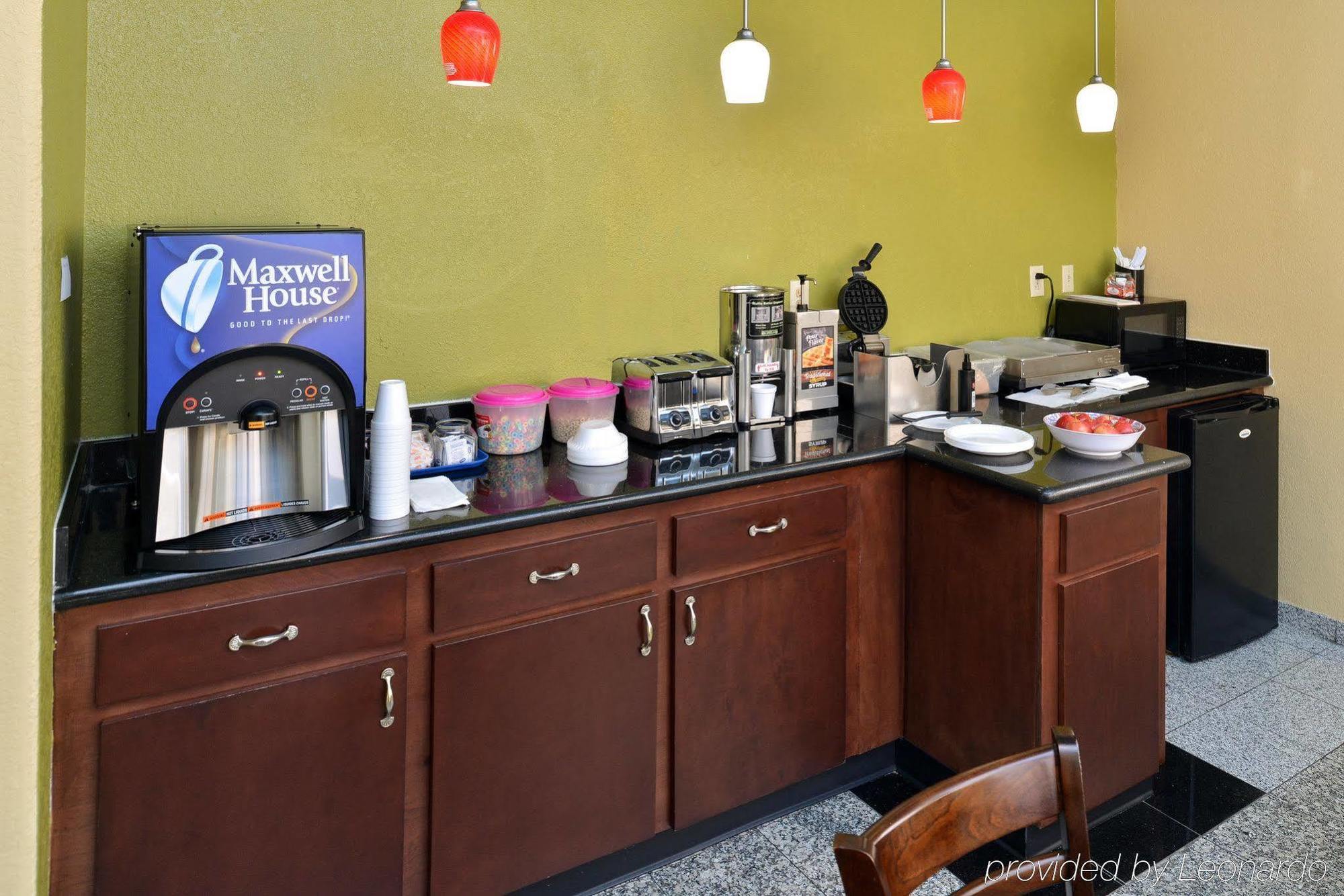 Americas Best Value Inn Downtown Х'юстон Екстер'єр фото